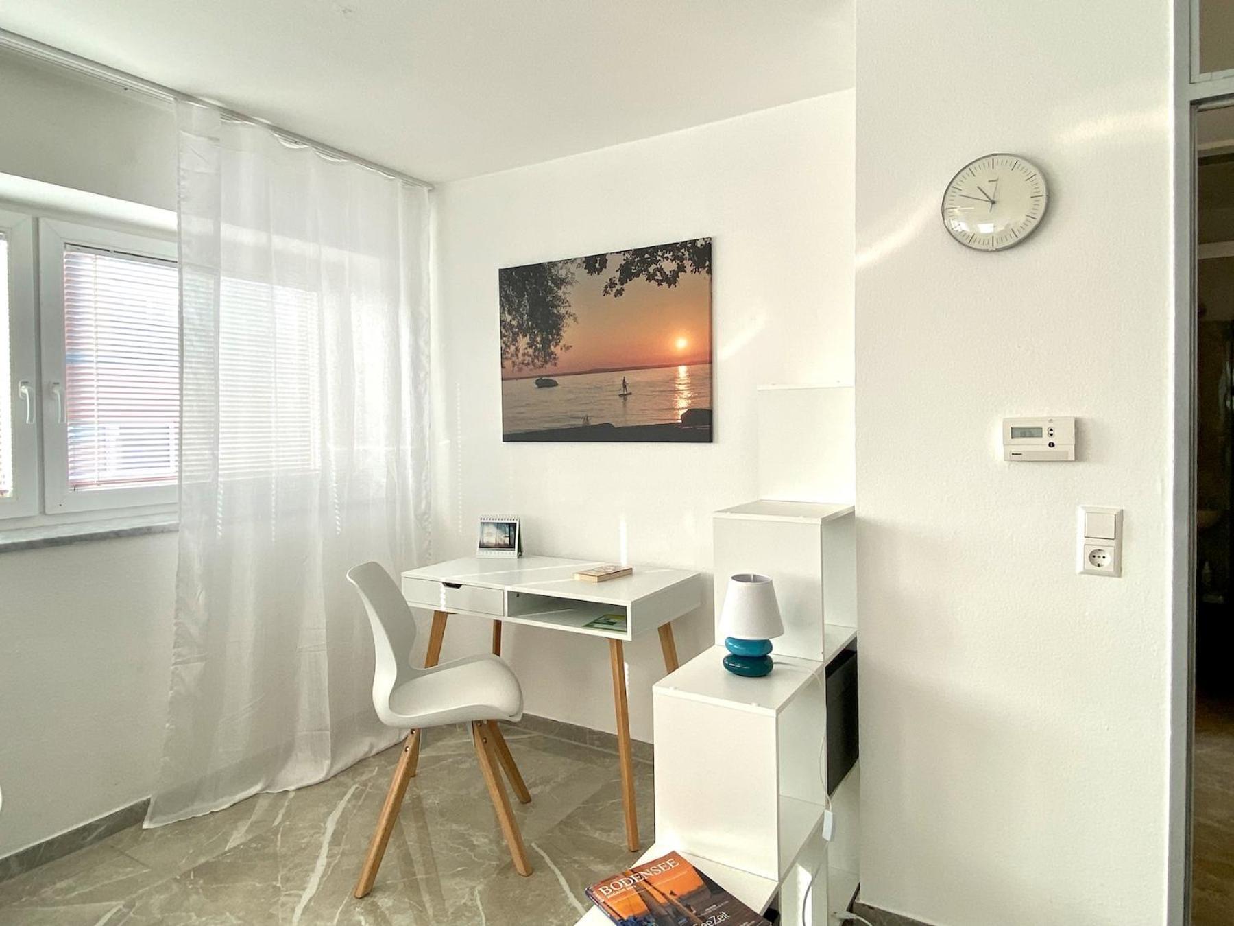 Ferienwohnung Riva - Wohlfuehloase In Ruhiger Lage ลินเดา ภายนอก รูปภาพ