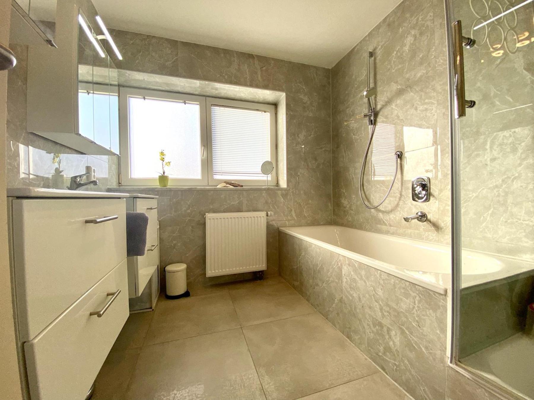 Ferienwohnung Riva - Wohlfuehloase In Ruhiger Lage ลินเดา ภายนอก รูปภาพ